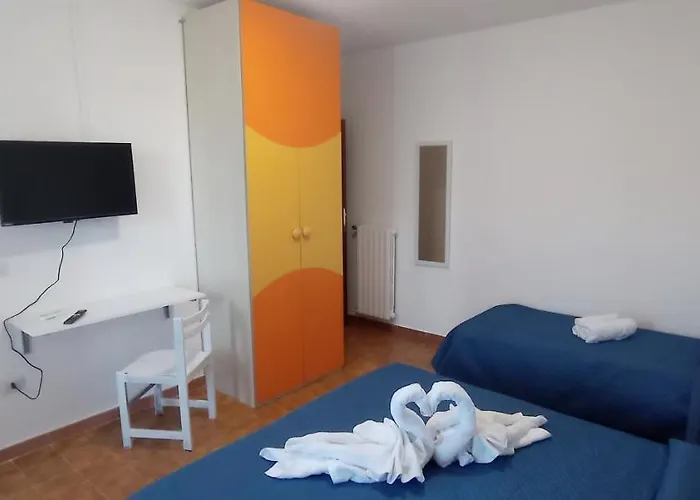 Nen\'S House